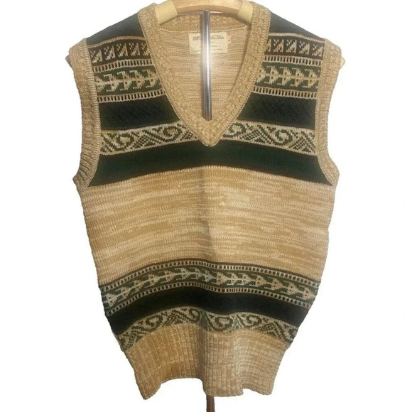 Vintage Unisex 100% AcrylicFiber Sweater Vest Size Lg - Picture 1 of 3